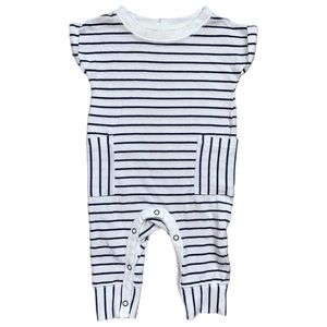 ⭐️ 0-3 Month Cat & Jack Baby Boys Romper⭐️